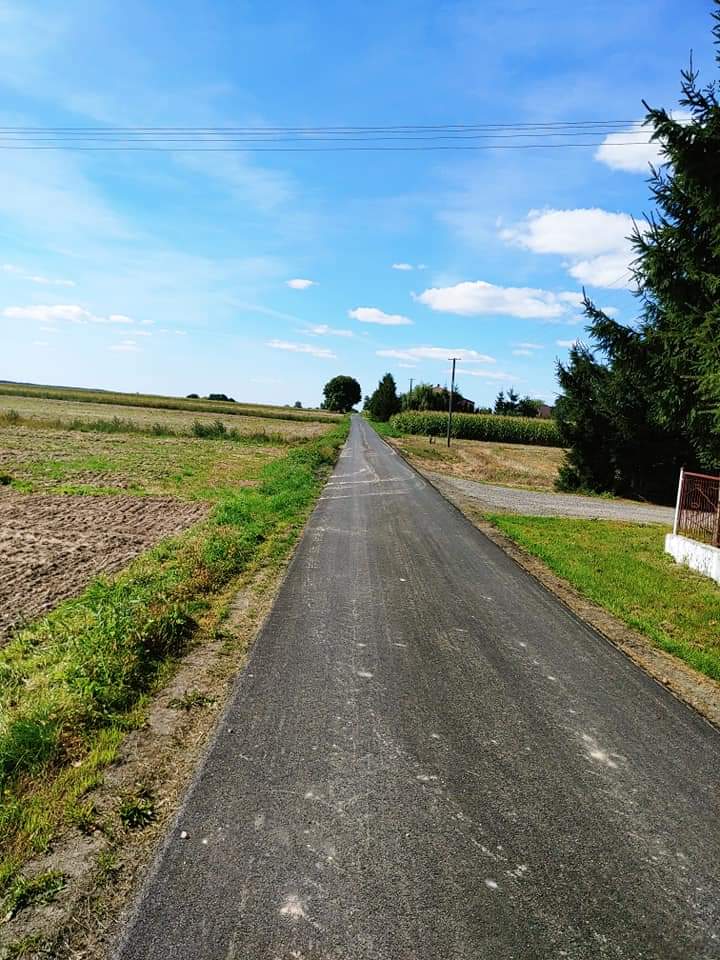 Remont drogi w miejscowości Niewęgłosz Nr 101957L
