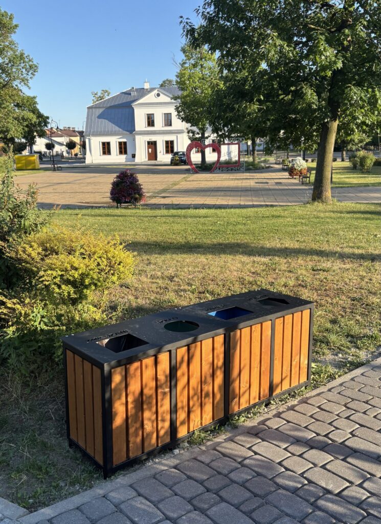 „Wzbogacenie atrakcyjności turystycznej miejscowości Czemierniki poprzez budowę fontanny i zagospodarowanie rynku w Czemiernikach”